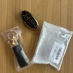 Amazon Black Key Fob with Gold Trim